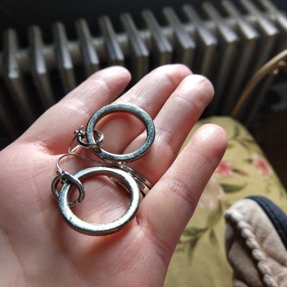 Circle earrings - Picture 4 of 4